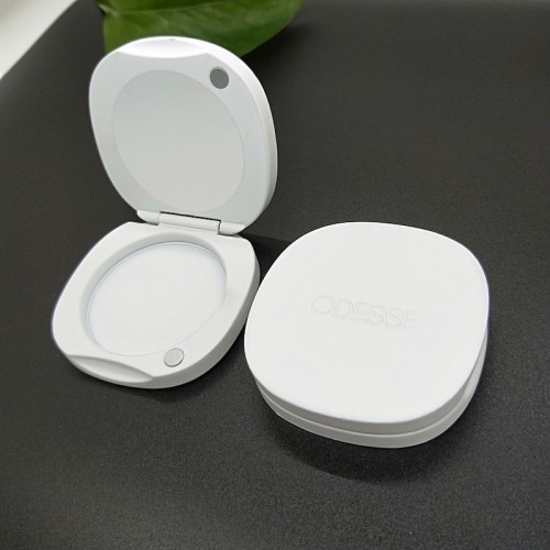 Customized Electroplating White Color Zinc Alloy Flip-top Magnetic Makeup Foundation Case Balm Box