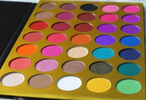 design own brand  press powder eyshadow custom private label pigments eyeshadow palette