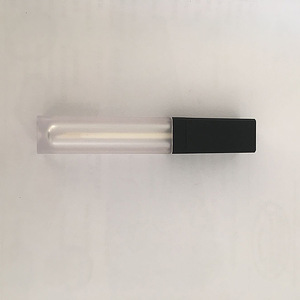 New Arrival Empty Plastic Packaging Tube Custom Lip Gloss