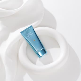 Vegan Sunblock SPF 50 Skin for You CICA ULTRA SUN CREAM Whitening and Wrinkle ImprovImprovement 