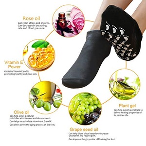 Moisturizing Socks Feet SPA Care Ultimate Treatment Gel Heel Socks for Dry Cracked Rough Heel Skin