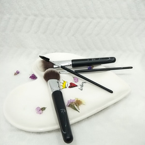 New Fashion Makeup Brushes Set Cosmetic Tool Kit