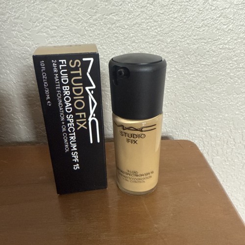MAC Studio Fix Fluid SPF 15 24HR Matte Foundation+Oil Control C45 -1oz/30ml