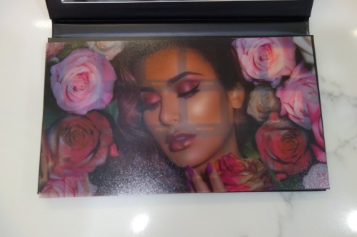 HUDA BEAUTY Rose Gold Palette REMASTERED Eyeshadow Palette