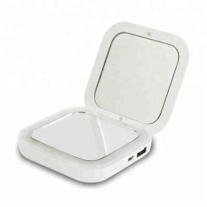 3000mAh Rechargeable Power Bank Pocket Lighted Cosmetic Mirror
