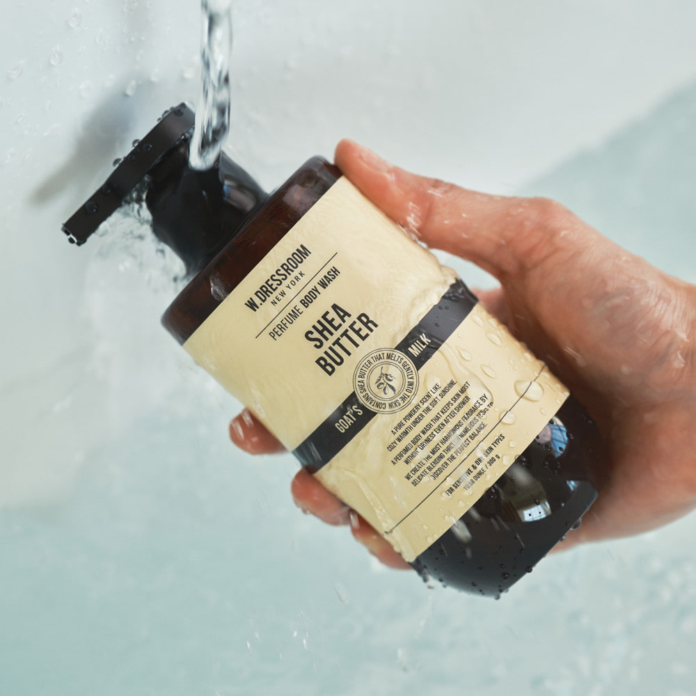 (W.DRESSROOM) Shea Butter Body Wash 300g