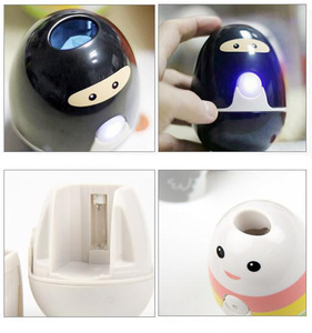 Unique Design Mini Cute Portable UV Light Toothbrush Sterilizer Toothbrush Sanitizer