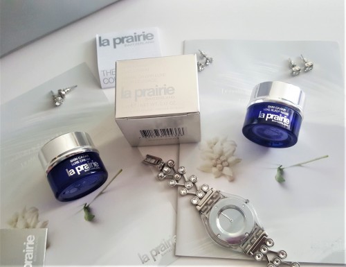 Buying La Prairie Skin Caviar Luxe Eye Lift Cream