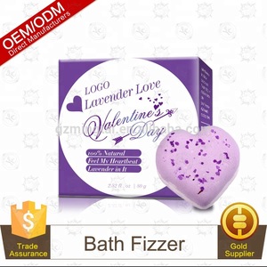 100% Handmade Luxury Moisturizing Shea Butter Fizzy BathBomb With Dried Petals Flowers Bath bomb