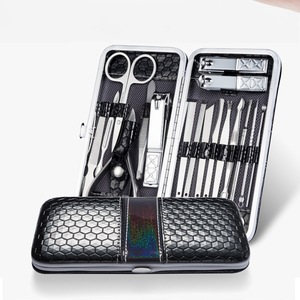 2019 Travel stainless steel nail tool leather set manicure18 in 1  fashion promotional cosmetic manicure pedicure set kit tool