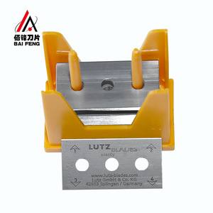 China Quality Three Hole To Fixed Shavers Razor Blades