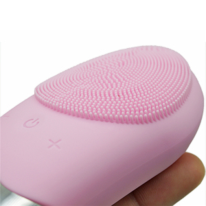 High frequency 6000rmp waterproof IPX7 rechargeable deep cleaning face scrubber silicone facial cleansing brush