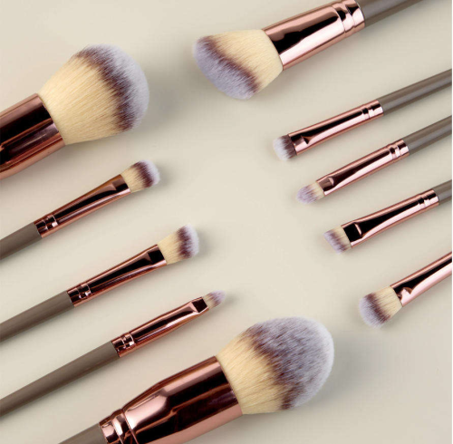 Premium 15-Piece Makeup Brush Set Face Eyebrow Highlighting Super Soft