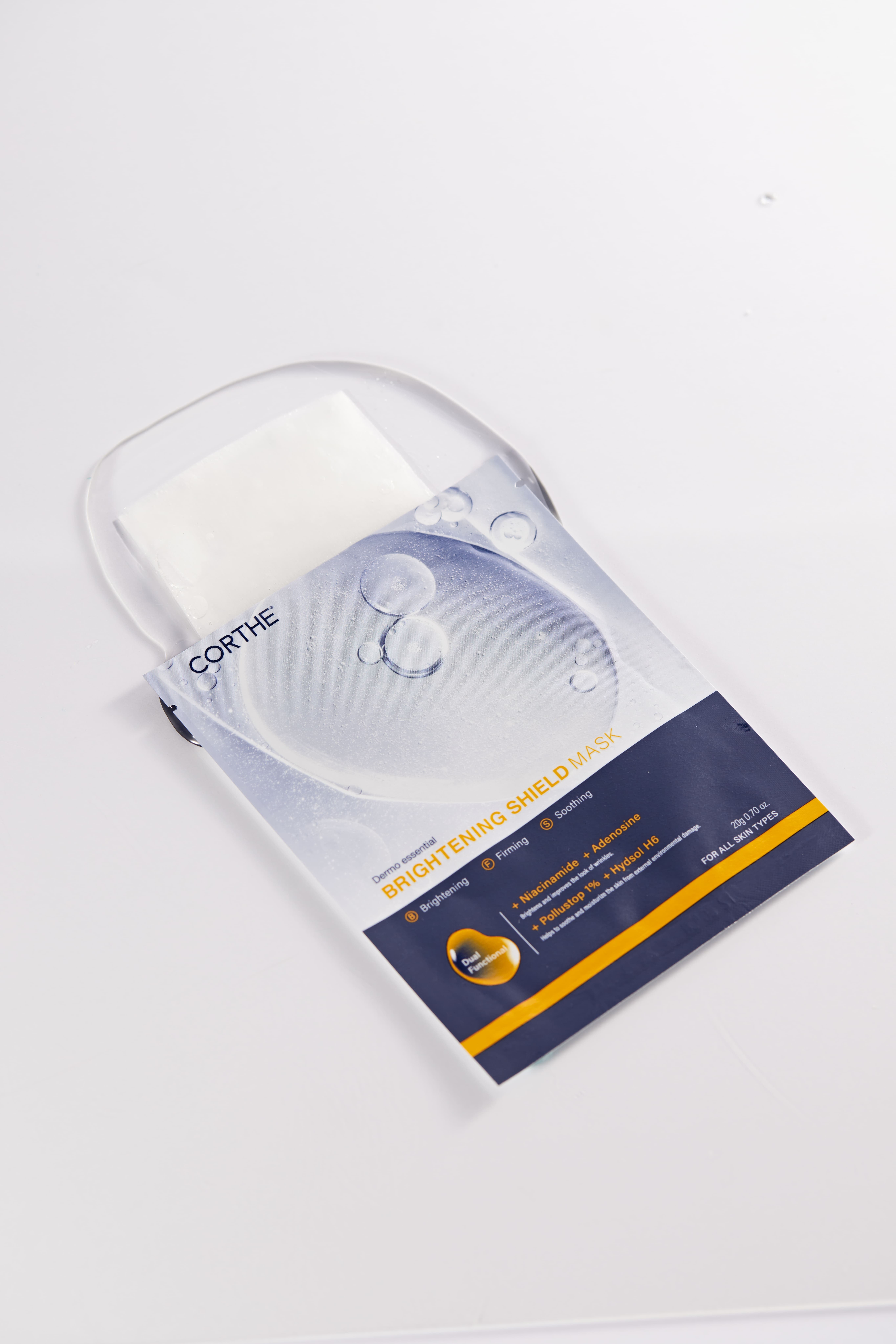 CORTHE Dermo Essential WHITENING SHIELD MASK
