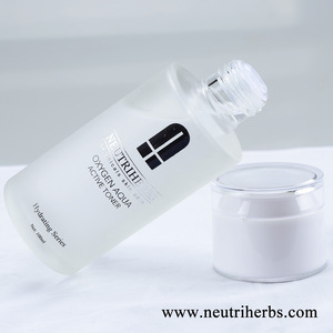 Glutathione Skin Whitening Toner ( Glutathione Skin Whitening Cream Anti Aging Cream Skin Toner )