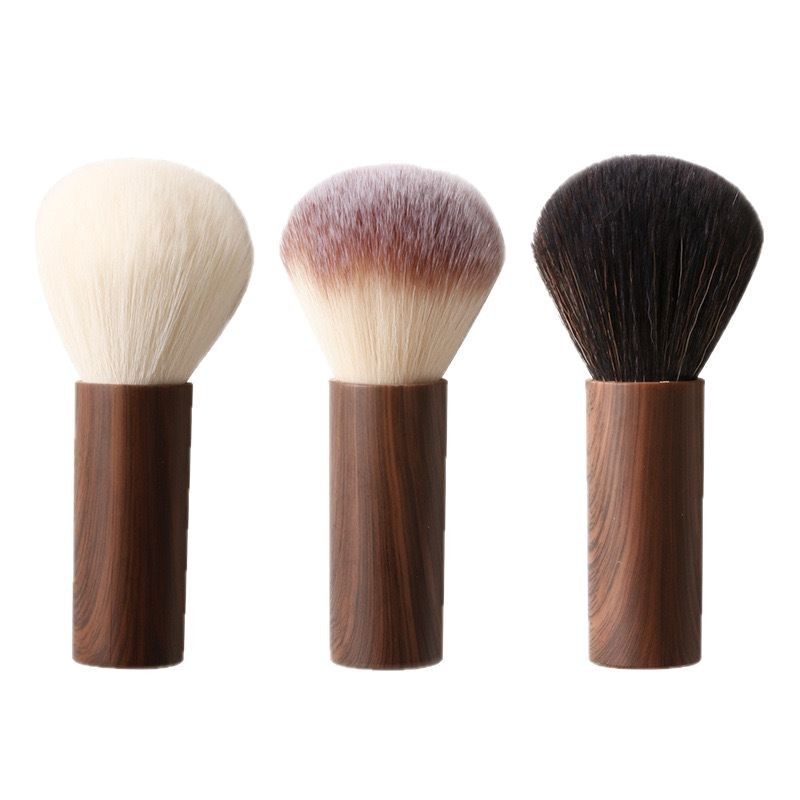 Short Handle Powder Brush with Wooden Design – Soft Synthetic or Natural Hair Options for OEM/Private Label Makeup Brands