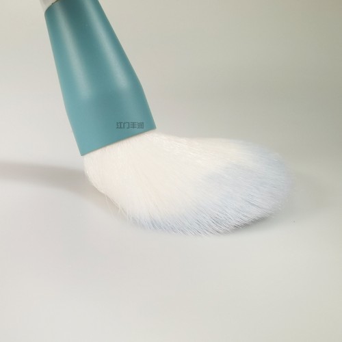 New 12-pack makeup brushes with ultra-soft nylon bristles, a complete beauty tool set