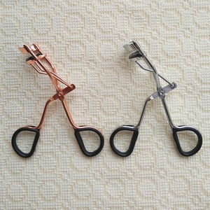 china wholesale Makeup tool plastic handle rose gold eyelash curler