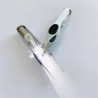 Custom Makeup Pearl Bright Nickel Plating Beauty Eyebrow Tweezers with LED Light and Non-Slip PVC Film