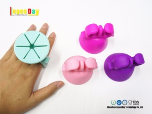 High quality wearable beaty tools 2 finger silicone nail polish bottle holder ring