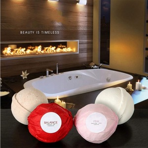 OEM/ODM Professional Supplier Winter Supply Relaxing Body And Mood Bath Bomb Gift Set Bubble Bath
