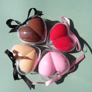 Wholesale Heart-shaped Suit Latex Free Private Labels Cosmetic Beauty Blend Powder Puff Soft Makeup Foundation Sponge