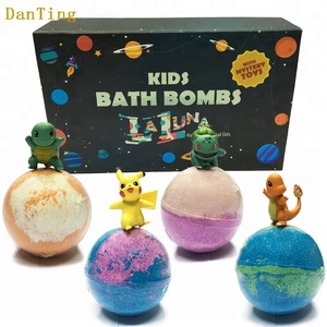 Wholesale organic essential oil fizzy kids bath bombs with toys gift set private label with box