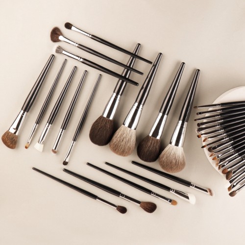 Professional Full Face Makeup Brush Set with Natural Animal Hair – Premium Cosmetic Brushes