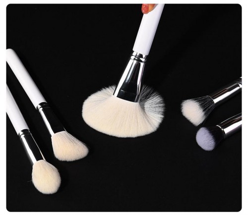 Custom 15PCS White Brush Set