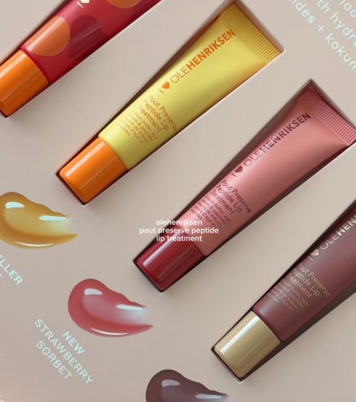 OLEHENRIKSENPout Preserve Hydrating Peptide Lip Treatment