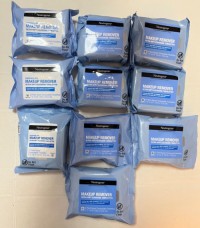 Neutrogena Makeup Remover Wipes, Ultra-Soft Cleansing Facial Towelettes for Waterproof Makeup 50 Count