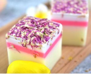 2019 new design Natural thousand-day herb oil soap and oil soap and soap and soap and water to moisturize and moisturize