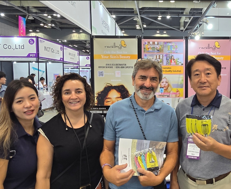 [Spout Pouch Skincare] PURE HYALURON MOISTURIZING TONER 15g