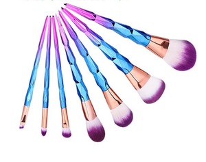 Wholesale 7 pieces per set personalized cosmetic makeup brushes