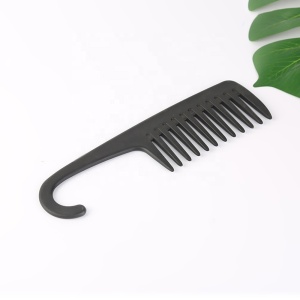 Wholesale Custom Logo Wide Tooth Comb Plastic Detangling Comb With Hook