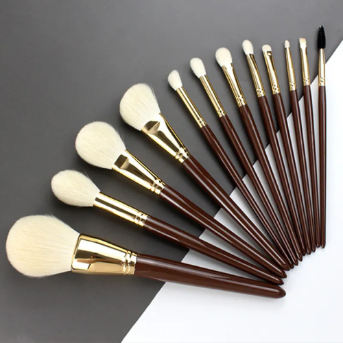 Factory Wholesale 11 Pcs Premium Wool Makeup Brush Set Birch Solid Wood Handle Gold Aluminum Tube Private Label Face Eye Cosmetic Brushes
