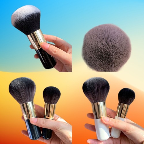 Fashionable Flat Synthetic Hair Eyeshadow Concealer Brush