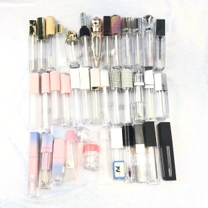 Custom lip gloss packaging private label lip gloss boxes wholesale lip gloss tubes