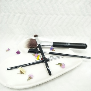 New Fashion Makeup Brushes Set Cosmetic Tool Kit