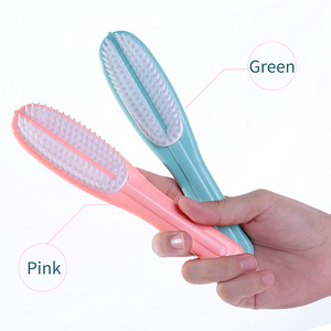 Wholesale plastic hair brush anti static massage magic hair comb for women