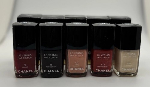 Chanel Le Vernis Longwear Nail Colou