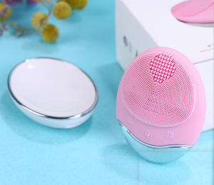Amazon Hot Wireless Waterproof Electric Sonic Silicone Facial Cleansing Brush