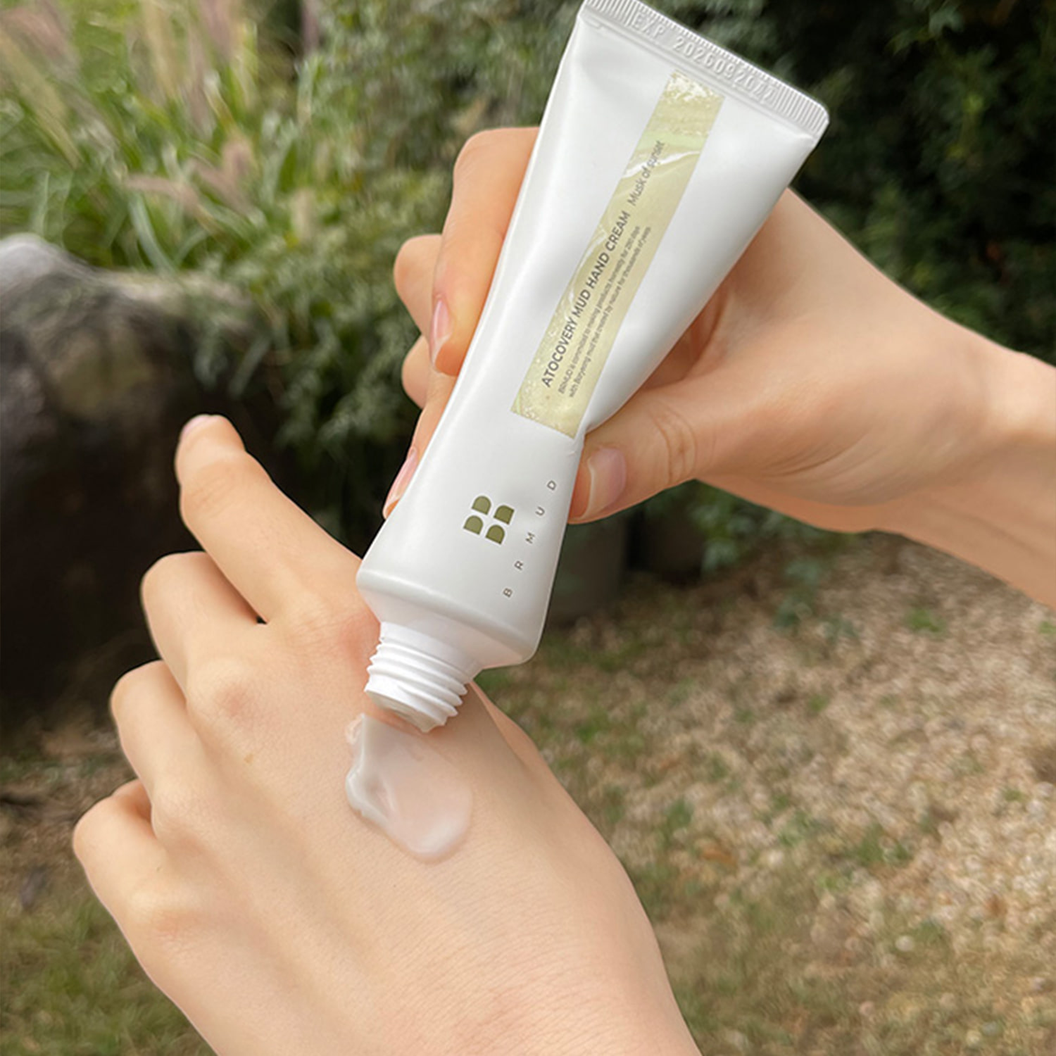 (BRMUD) Atocovery Mud Hand Cream [Musk Of Sunset] 50ml