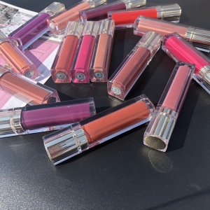 Custom Private Label Moisturizing Lip Gloss High Shine Lipgloss Pearlcent With Shimmer  Acrylic Matte Lip Gloss