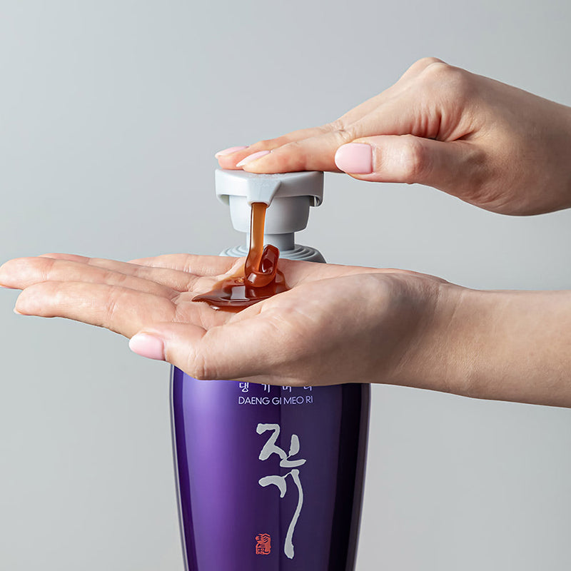 (DAENG GI MEO RI) Vitalizing Shampoo 300ml
