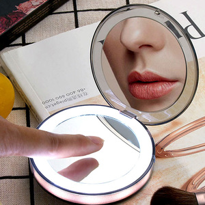 Mini LED Travel Vanity Makeup Mirror, 1x / 3x Magnification Compact Portable Folding makeup Mirror, Pocket Mirror