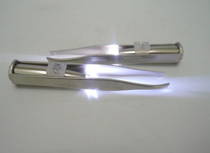 OEM Novelty Illuminated Led Eyebrow Tweezer With White Light