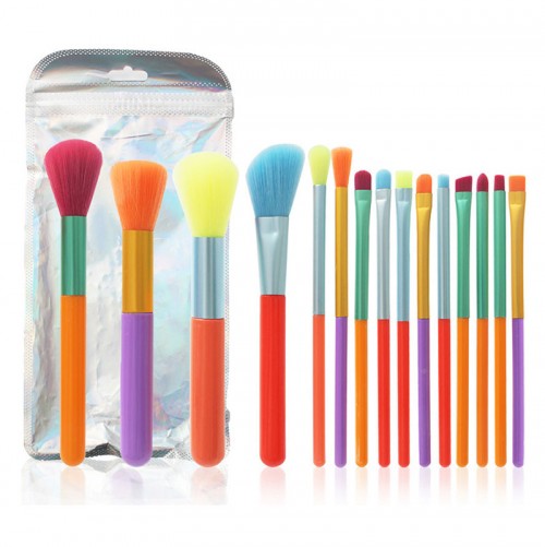 Custom Rainbow 15pcs Makeup Brush Set