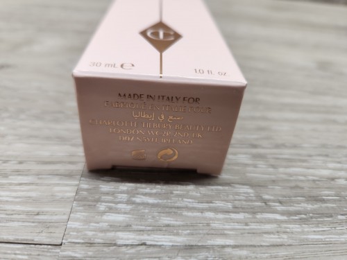 Charlotte Tilbury Airbrush Flawless Foundation