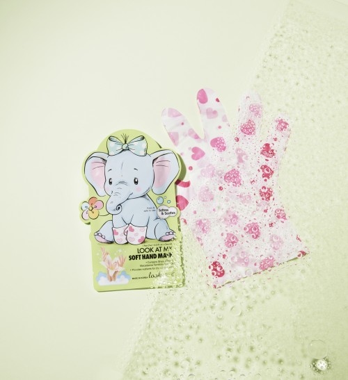 lookATME LOOK AT MY SOFT HAND MASK